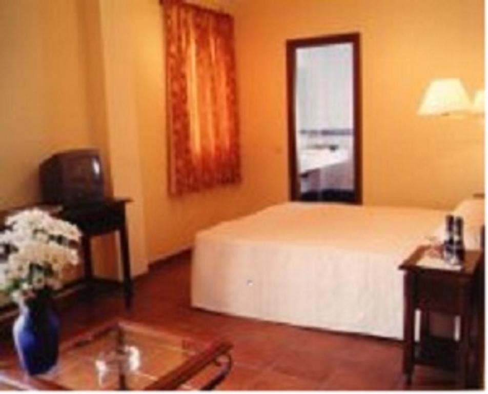 Hotel Villa María La Rinconada Habitación foto